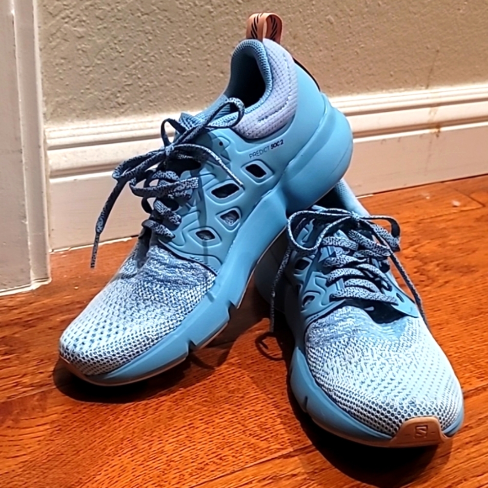 Salomon Smooth Operator Running shoes almost brand new!